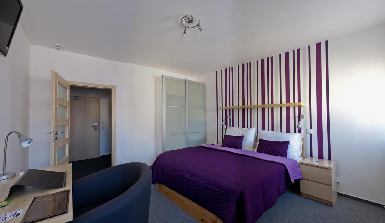 Hotel Berger Kamenice nad Lipou Buitenkant foto